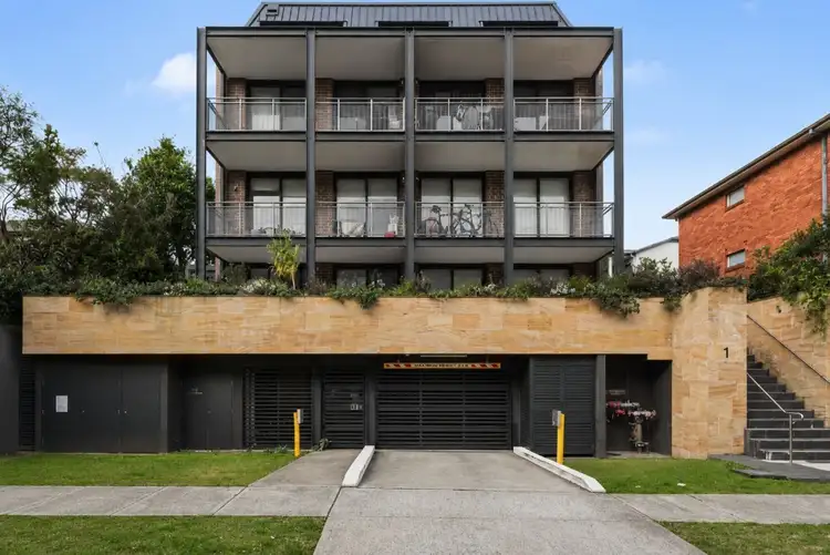 1/1 Daintrey Crescent