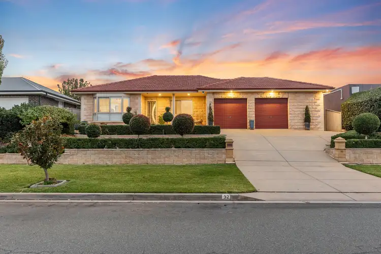 32 Illeura Road