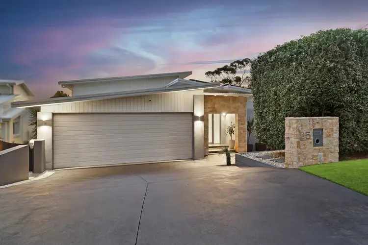 25 Wordsworth Avenue