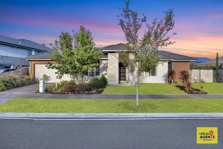 6 Ormiston Crescent, Werribee VIC 3030