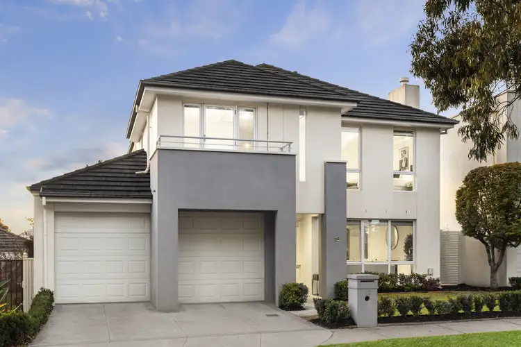 19 St Andrews Drive