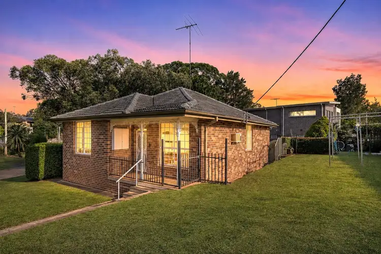 42 Neptune Street
