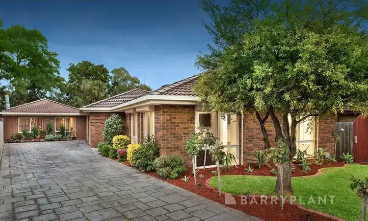 4 Carlita Close