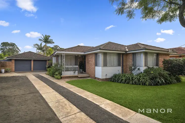 6 Piquet Place