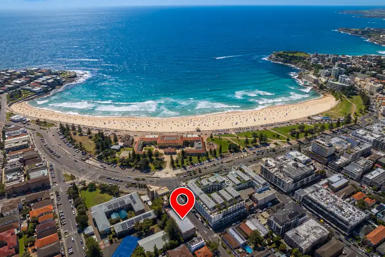 23/7 Beach Road