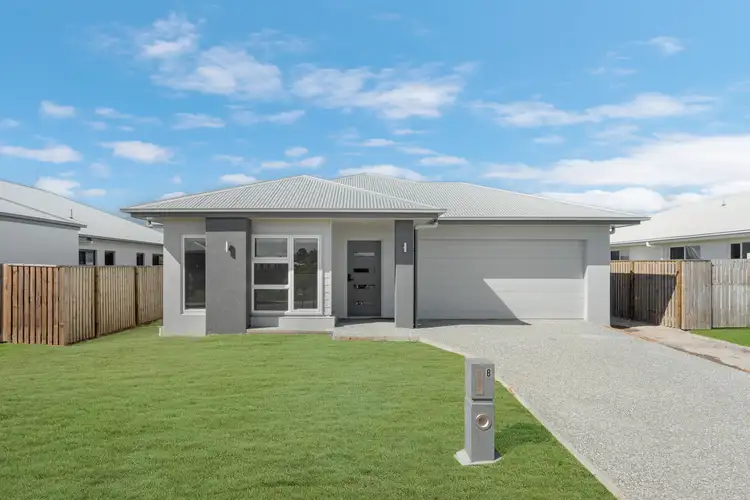 8 Arkhurst Street
