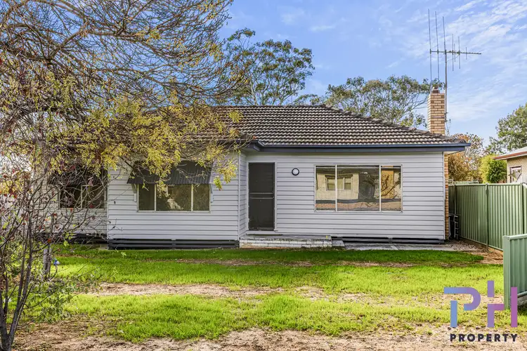 3 Thomas Street