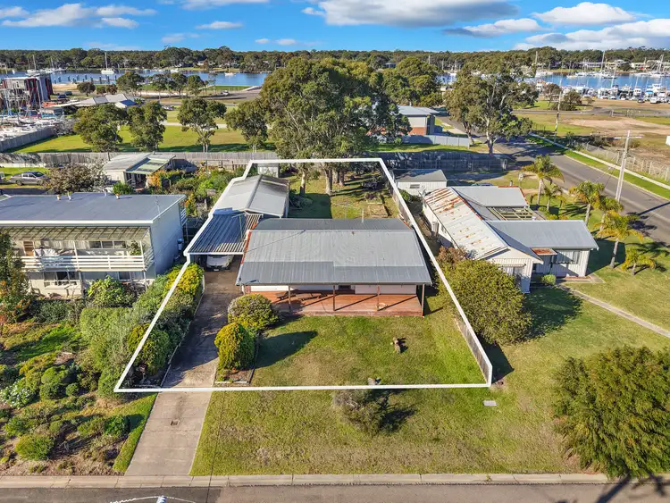 14 Mitchell Street