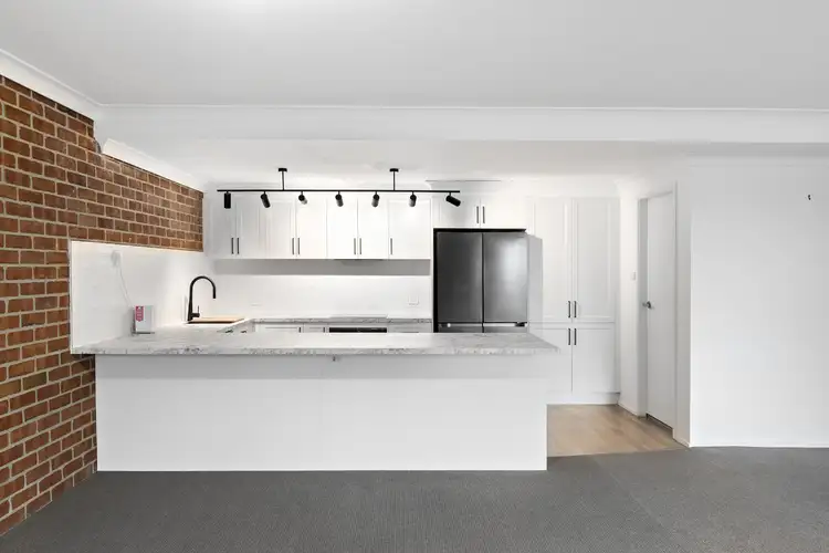 3/15 Madeleine Avenue