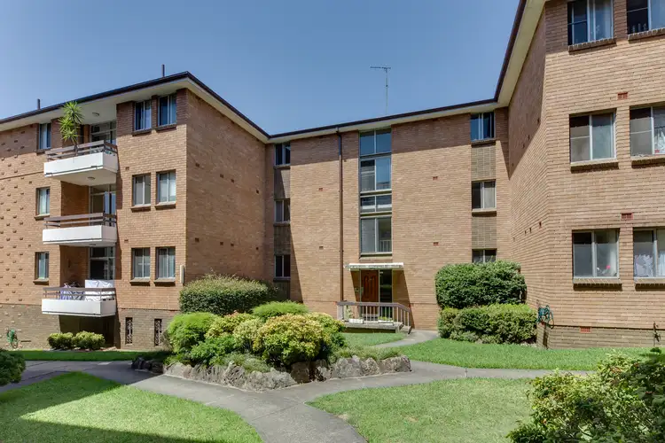 9/29 Forster Street