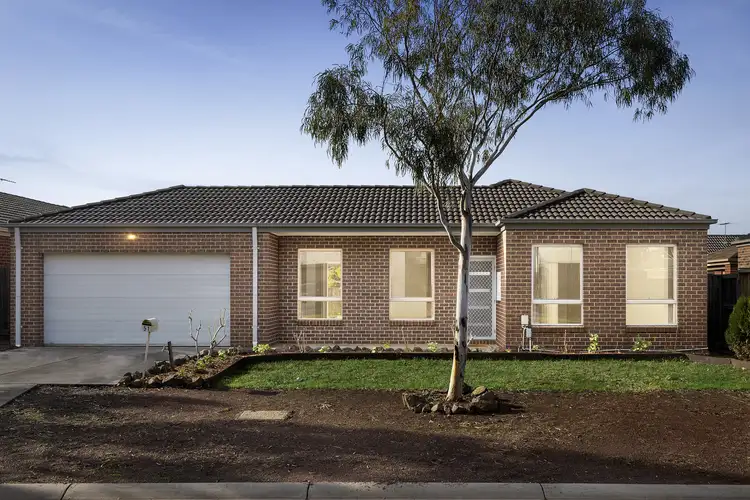 51 Barleygrass Crescent
