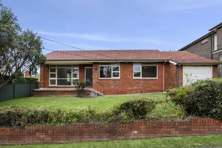 4 Grigg Avenue