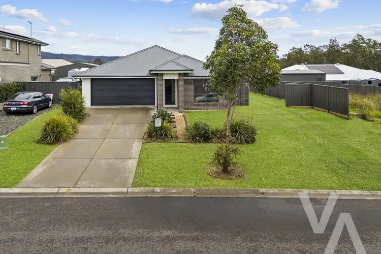 31 Dianella Crescent