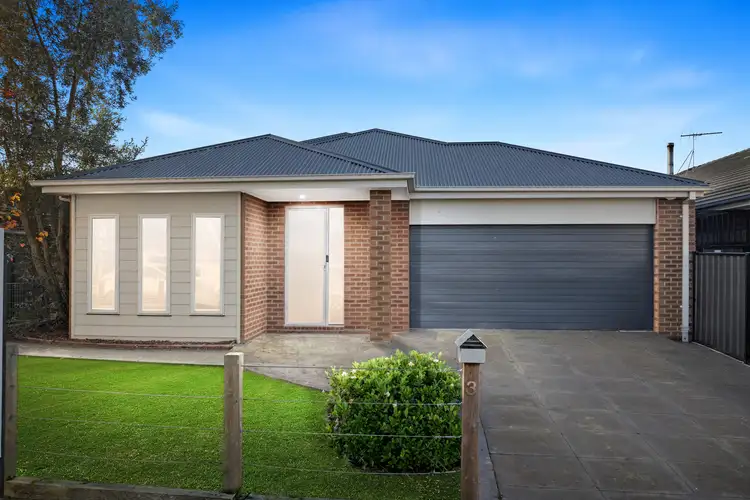3 Nottingham Close