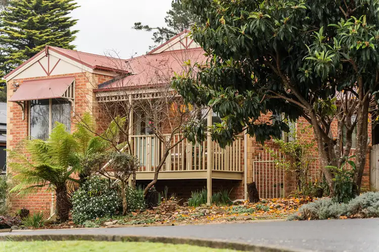 1 Lucinda Court
