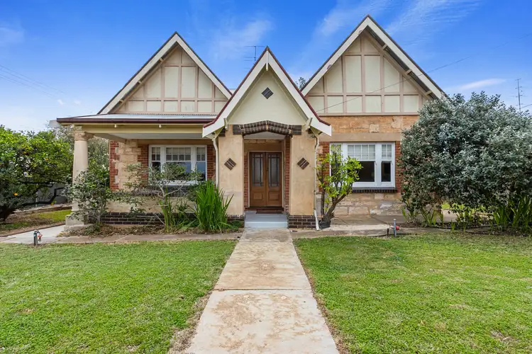 13 Guildford Street