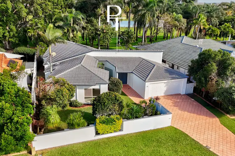 13 Hazeltine Court