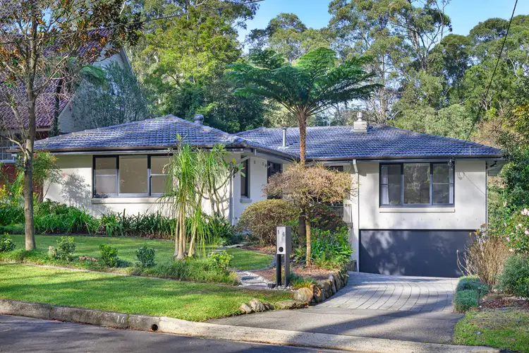16 Tanderra Street