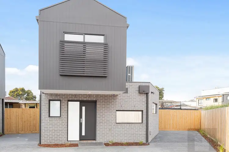 4/22 Holland Court