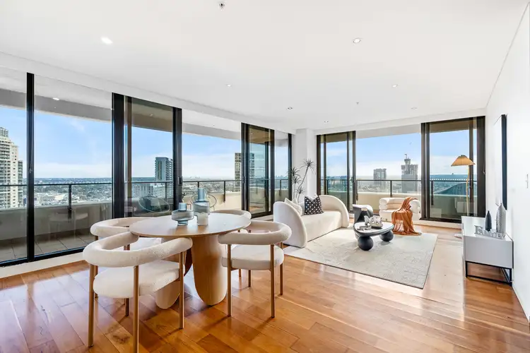 3301/718 George Street