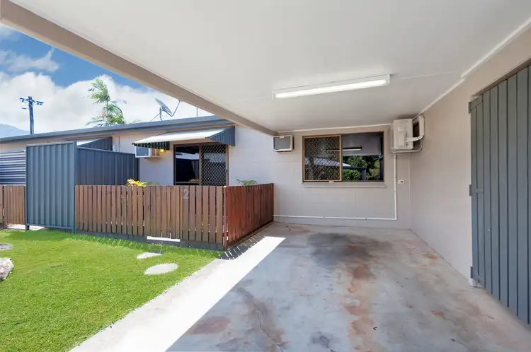 2/28 Girralong Street