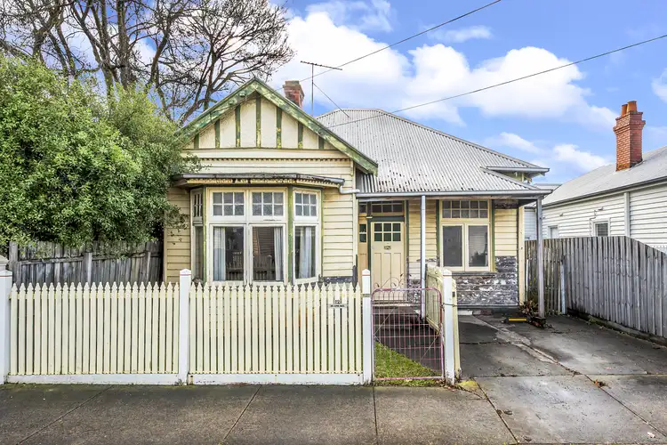 12 Catherine Street