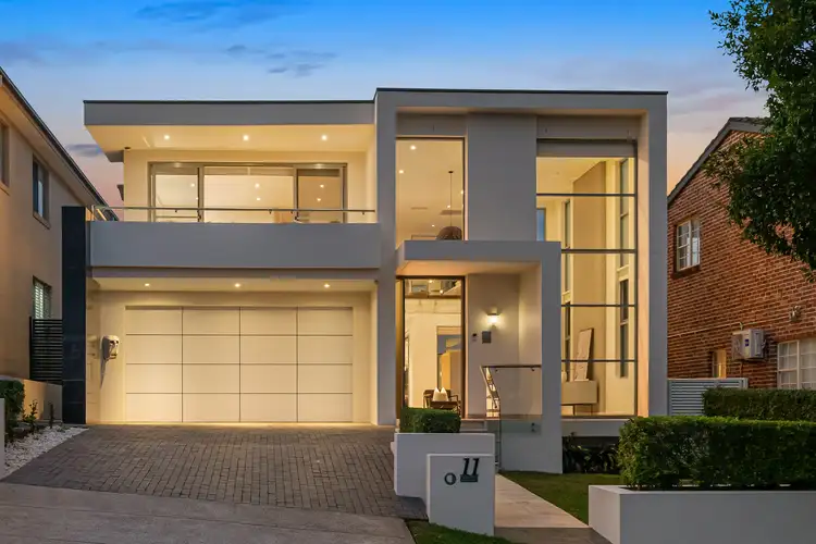 11 Lorna Avenue