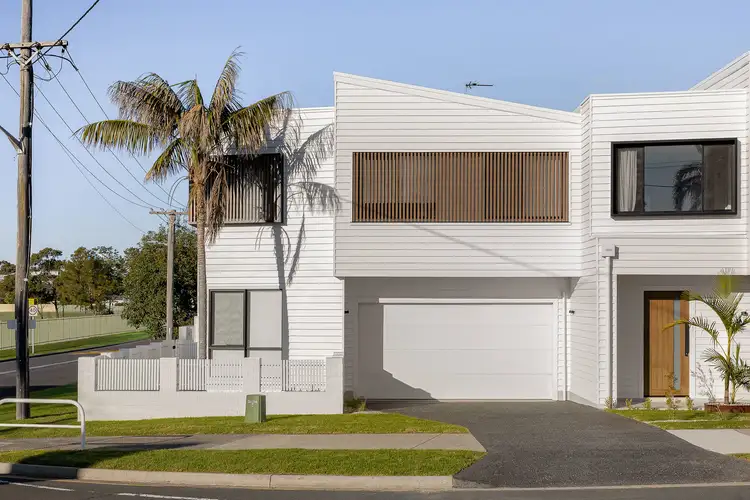 2 Gladstone Street