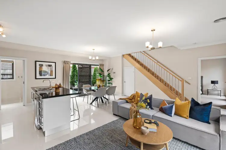 2/27 Walters Avenue