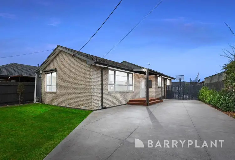 2 Luxford Street