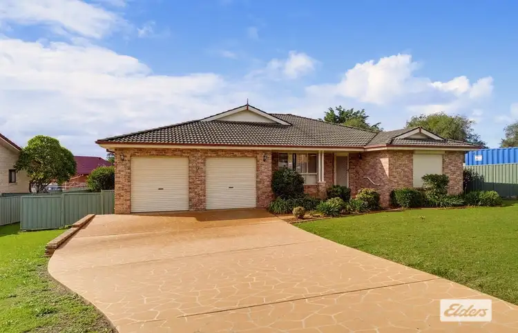 1 Clarke Close