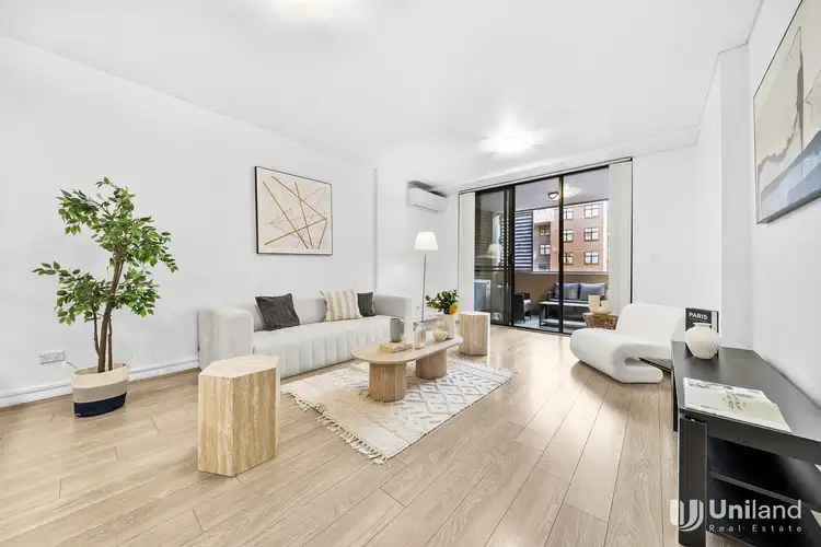 4203/10 Porter Street