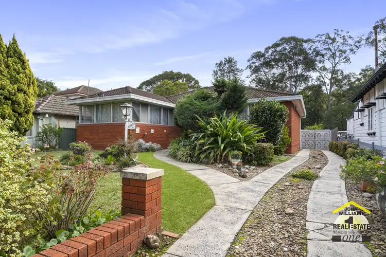 11 Artie Street