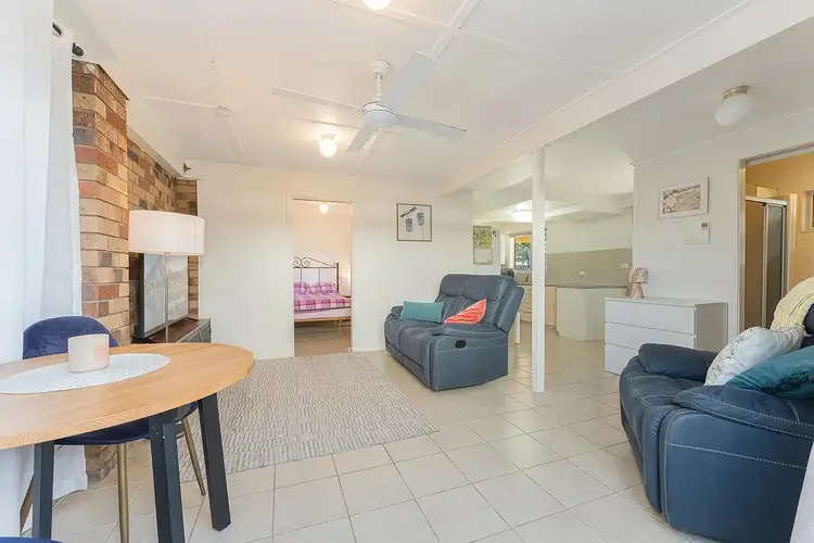 1A/3 Shearwater Court