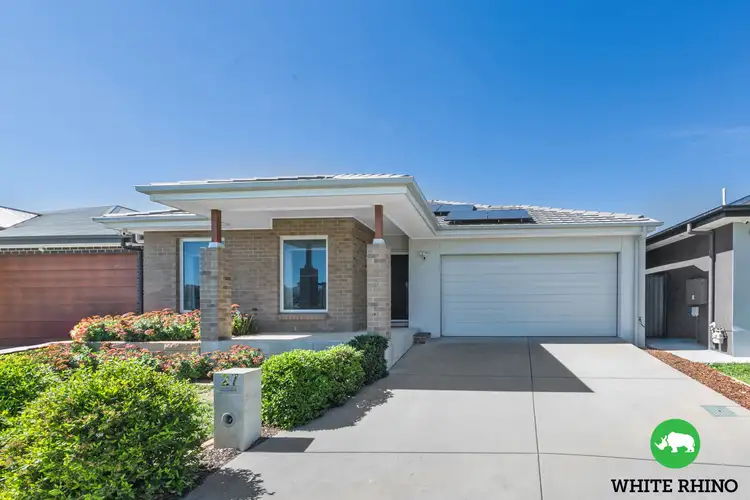 27 Lindbeck Corner