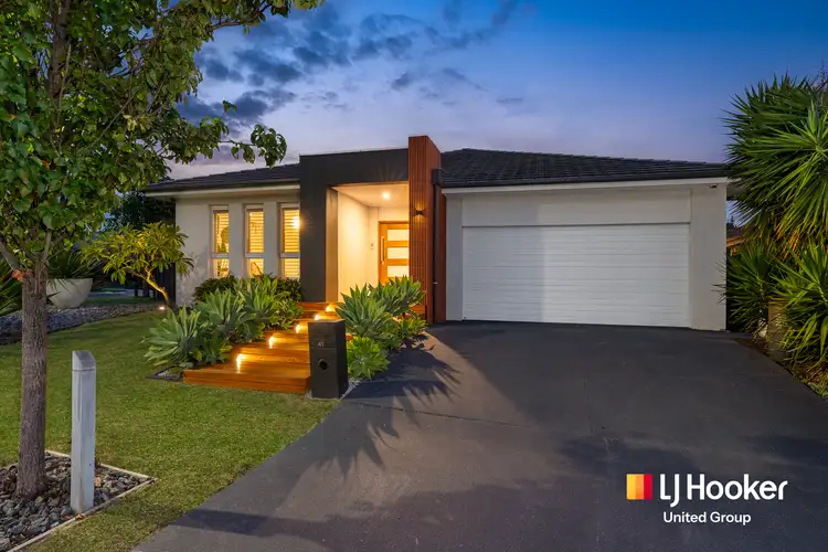 41 Richards Loop