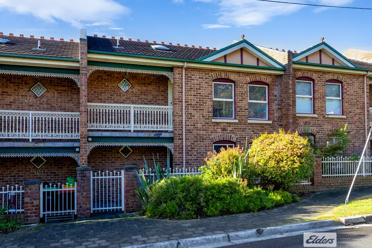 2/4 William Street