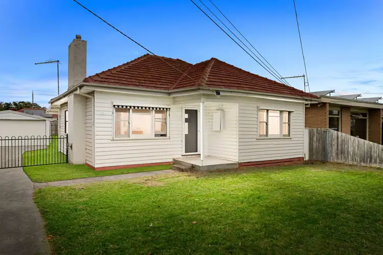 18 Murdo Road