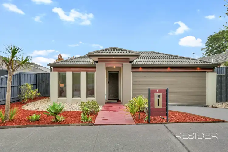 5 Foothills Street
