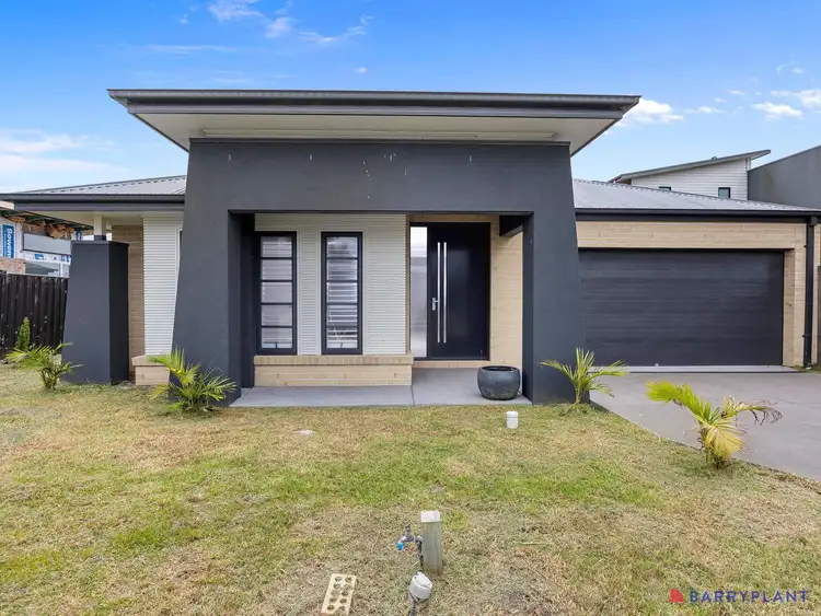 76 Lantana Road