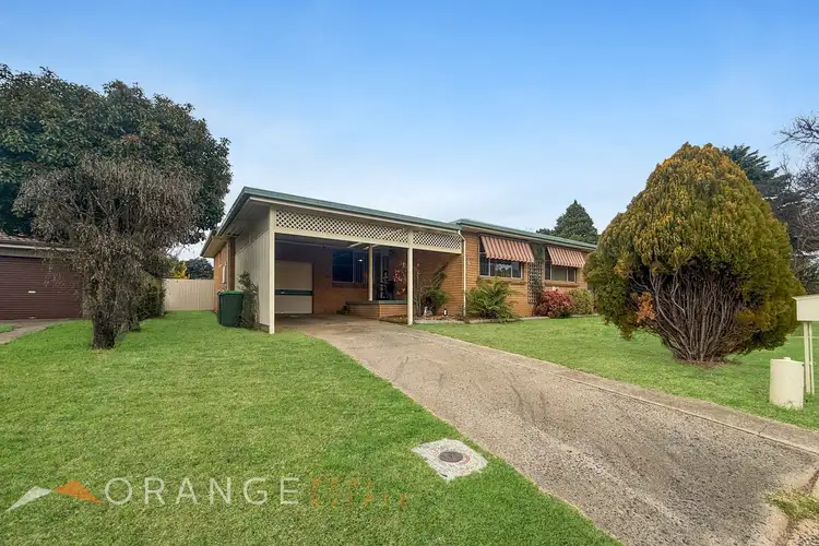 6 Taronga Avenue