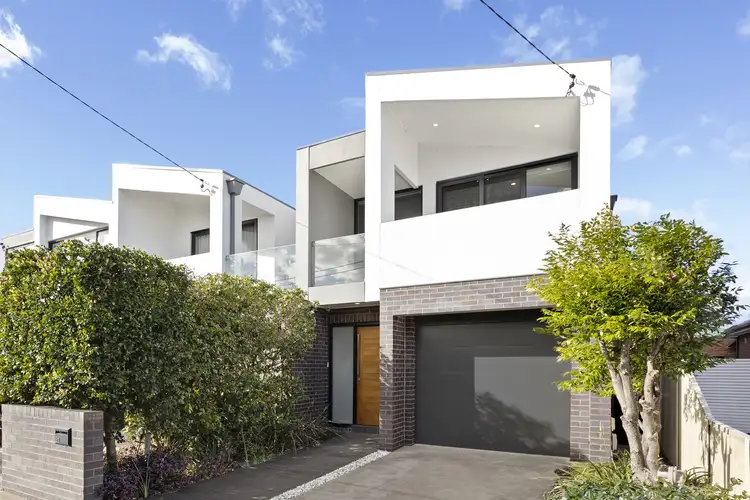 51 Middlemiss Street