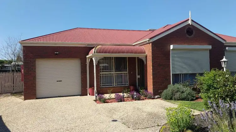 2/4 Dundee Drive