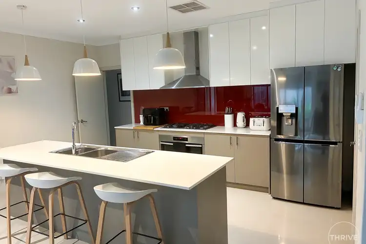 26 Petrona Crescent