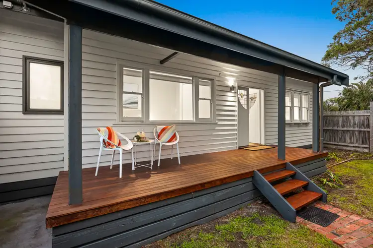 1/10 Mernda Avenue