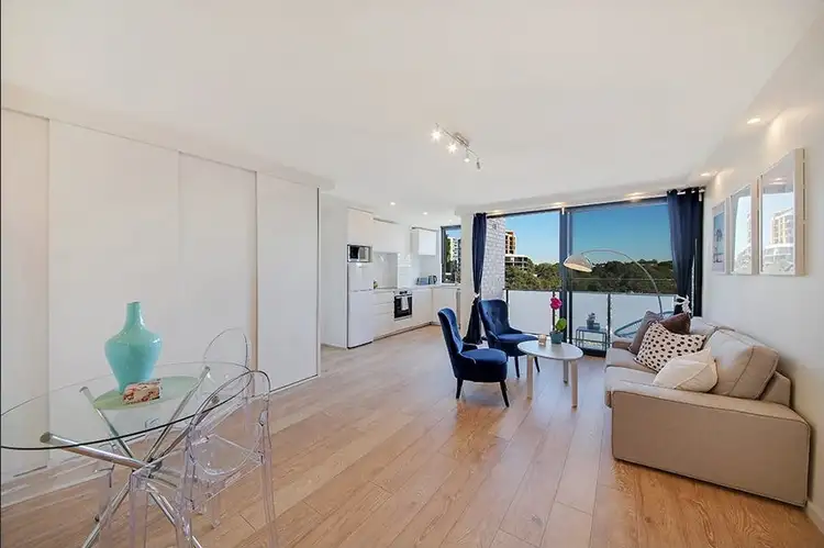 36/211 Wigram Road