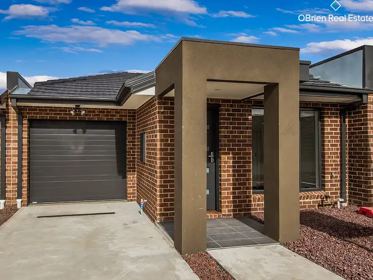 6 Mountbatten Way