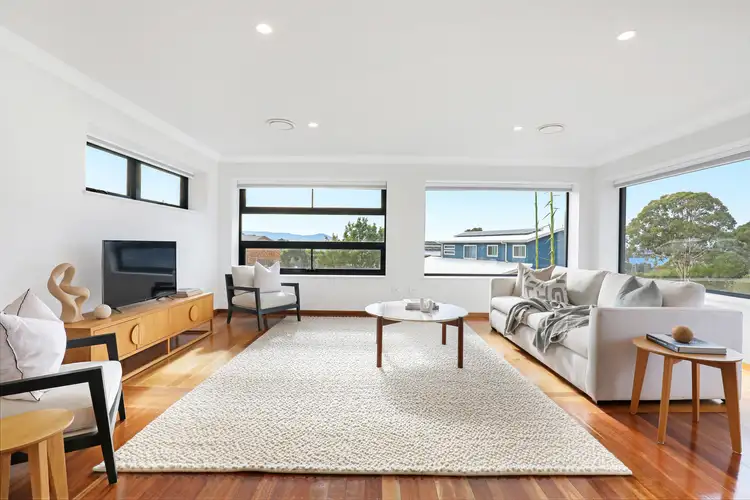 32 Woombye Close