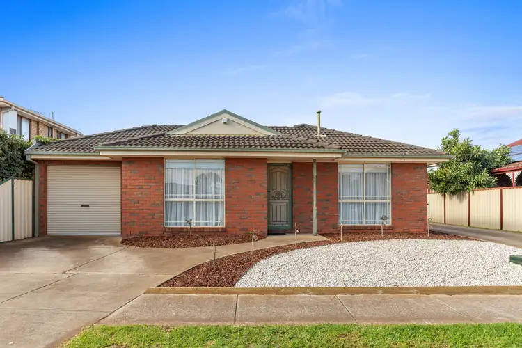 1/15 Woodville Park Drive