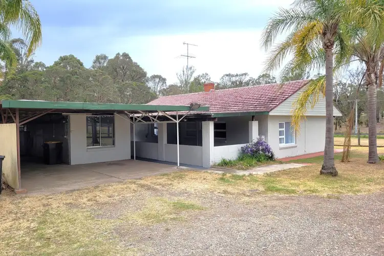 15-21 Howell Road